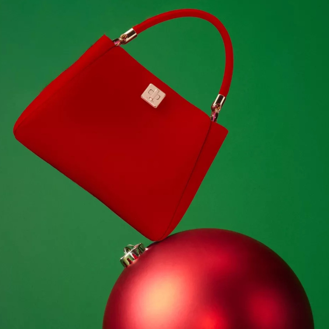 Kate Spade Outlet’s Black Friday Sale’s Up to 70% off, Plus an Extra 25% – $56 Bags, $26 Wristlets & More