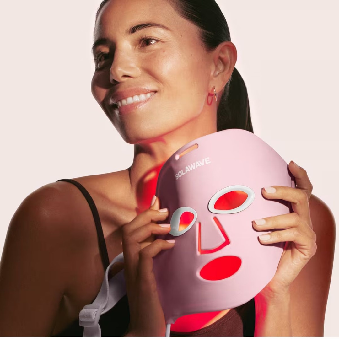 4d4d1223-9fa3-4beb-979b-84041feb4ad5_1761612072.jpg Get Your Glow On – Red Light Therapy Devices for Flawless, Even Skin Ahead of the Holidays