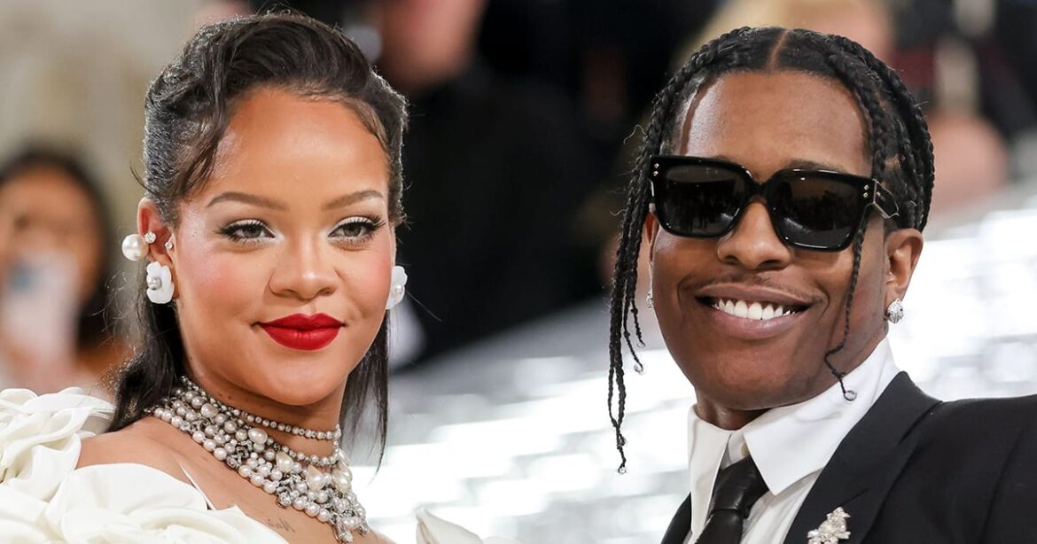 Rihanna Shares Never-Before-Seen Bikini Photos From Her Pregnancy