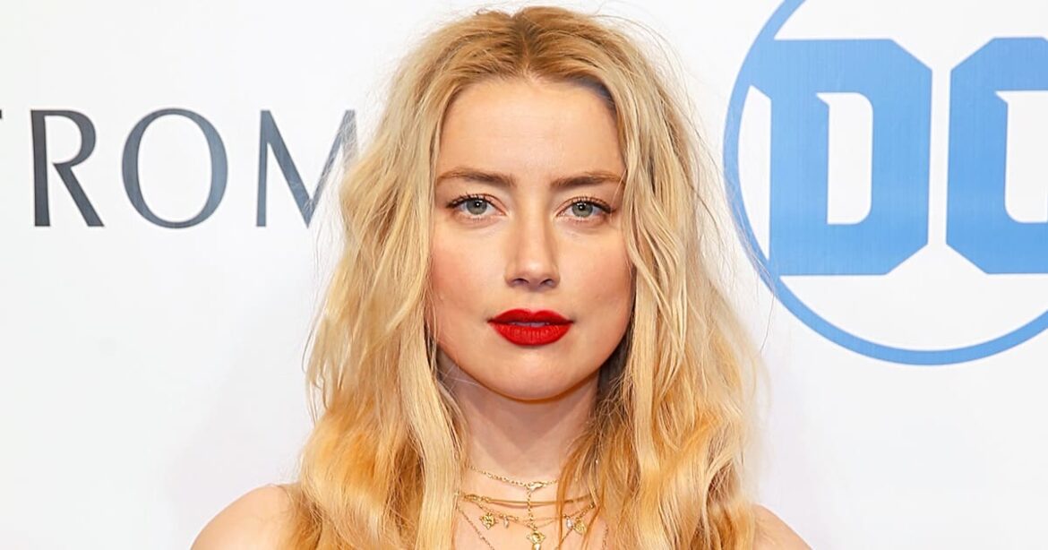 Amber Heard Shares Rare Throwback Photo of 4-Year-Old Daughter Oonagh
